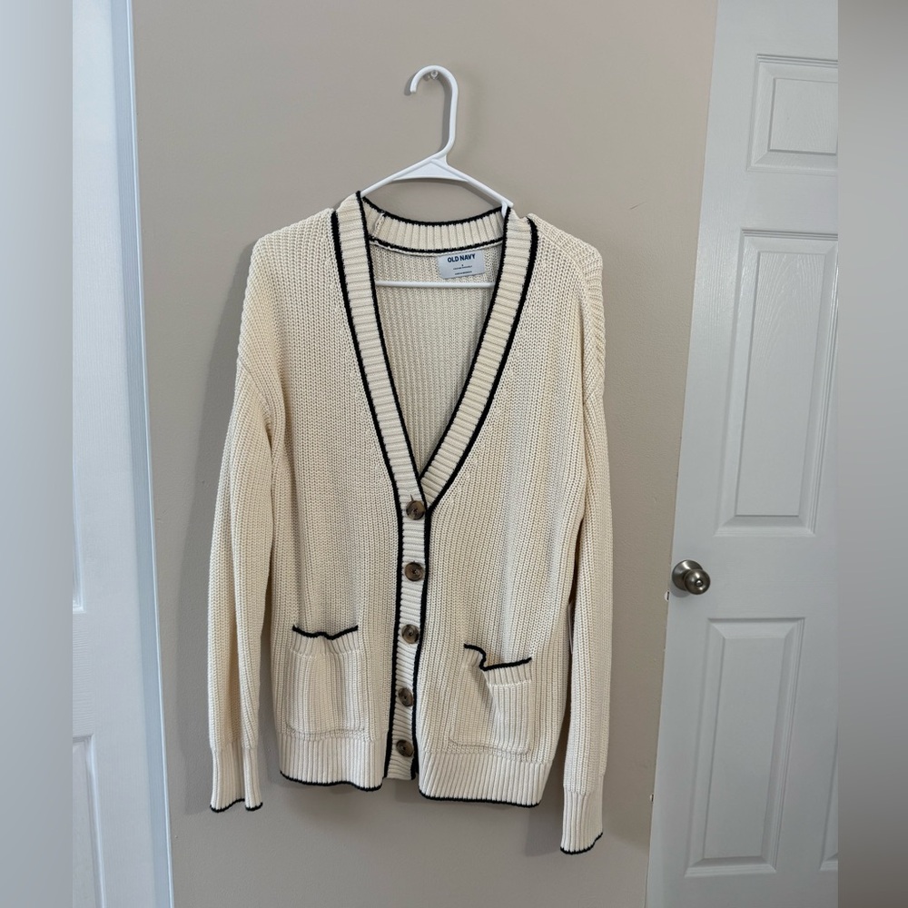 Old navy relaxed white button cardigan size small new with tags
